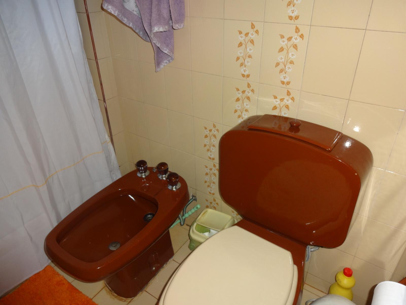 GUIDEK - STASIUK PROPIEDADES VENDE EXCELENTE CASA EN MUY BUENA UBICACION — foto 8