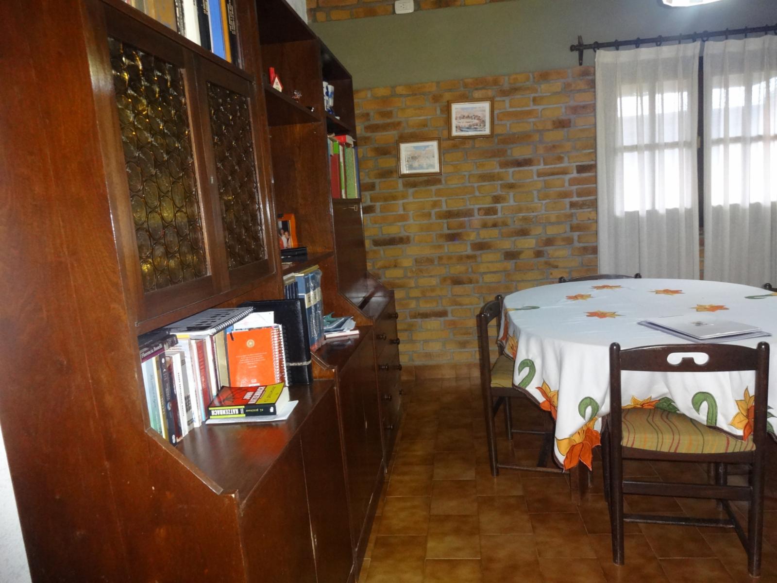 GUIDEK - STASIUK PROPIEDADES VENDE EXCELENTE CASA EN MUY BUENA UBICACION — foto 12