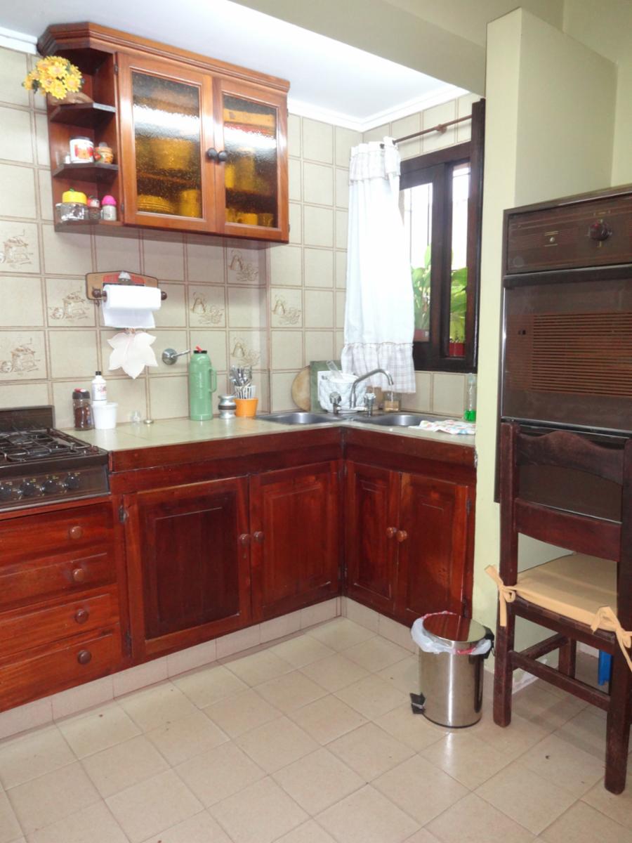 GUIDEK - STASIUK PROPIEDADES VENDE EXCELENTE CASA EN MUY BUENA UBICACION — foto 13