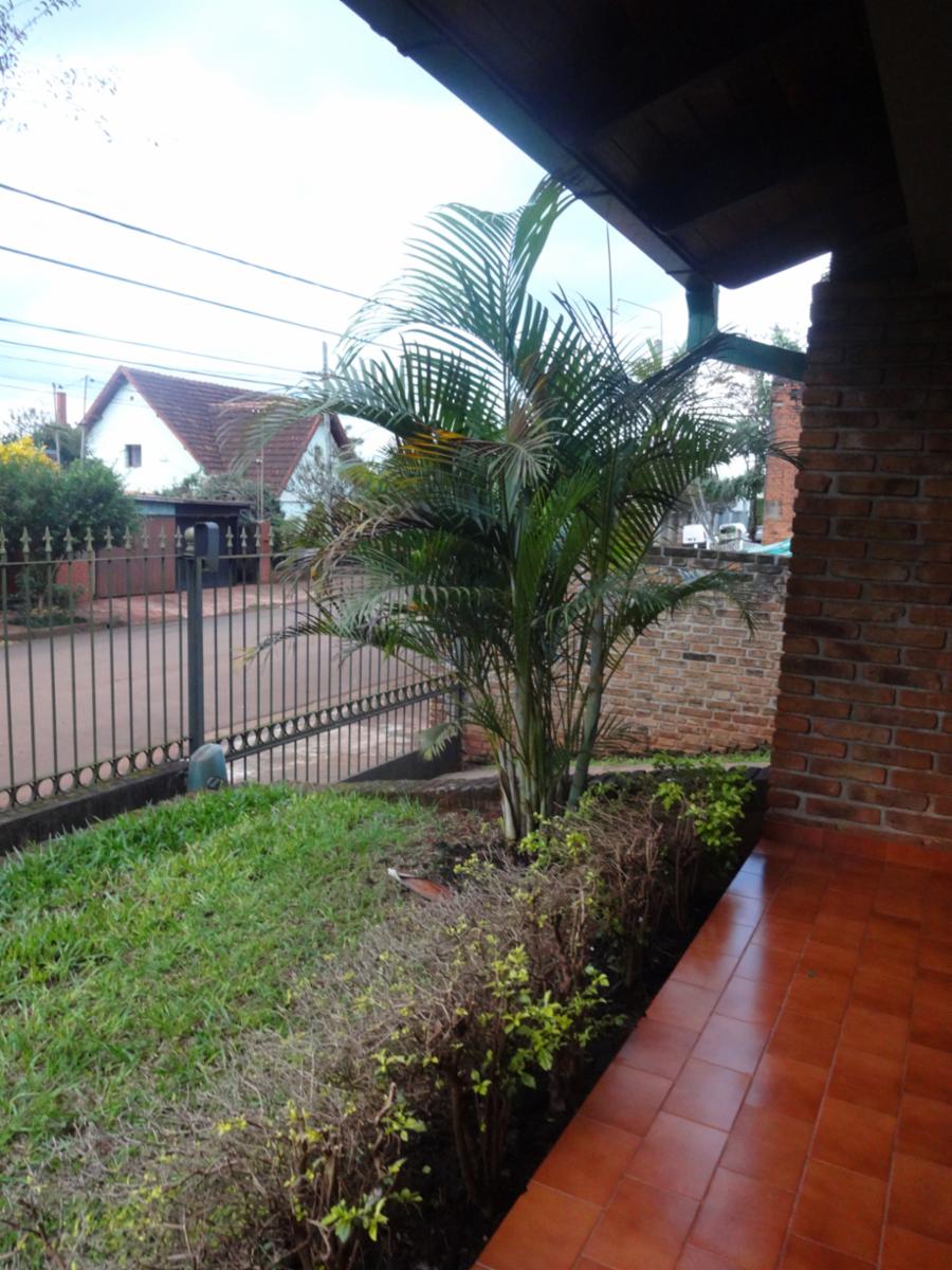 GUIDEK - STASIUK PROPIEDADES VENDE EXCELENTE CASA EN MUY BUENA UBICACION — foto 14