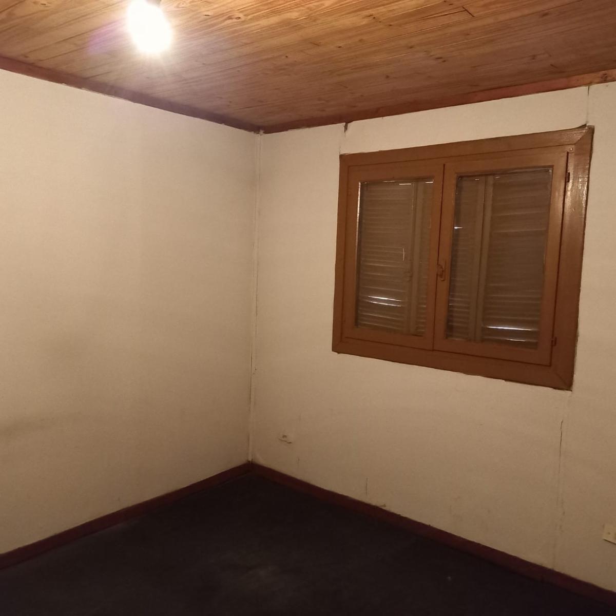 GUIDEK STASIUK PROPIEDADES VENDE CASA SOBRE AVENIDA PRINCIPAL — foto 2