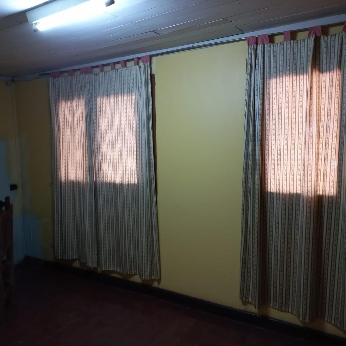 GUIDEK STASIUK PROPIEDADES VENDE CASA SOBRE AVENIDA PRINCIPAL — foto 6