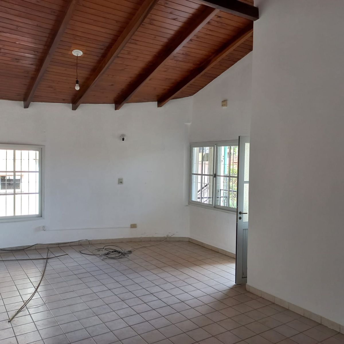 GUIDEK STASIUK PROPIEDADES ALQUILA AMPLIO DEPARTAMENTO ZONA CENTRO - 8