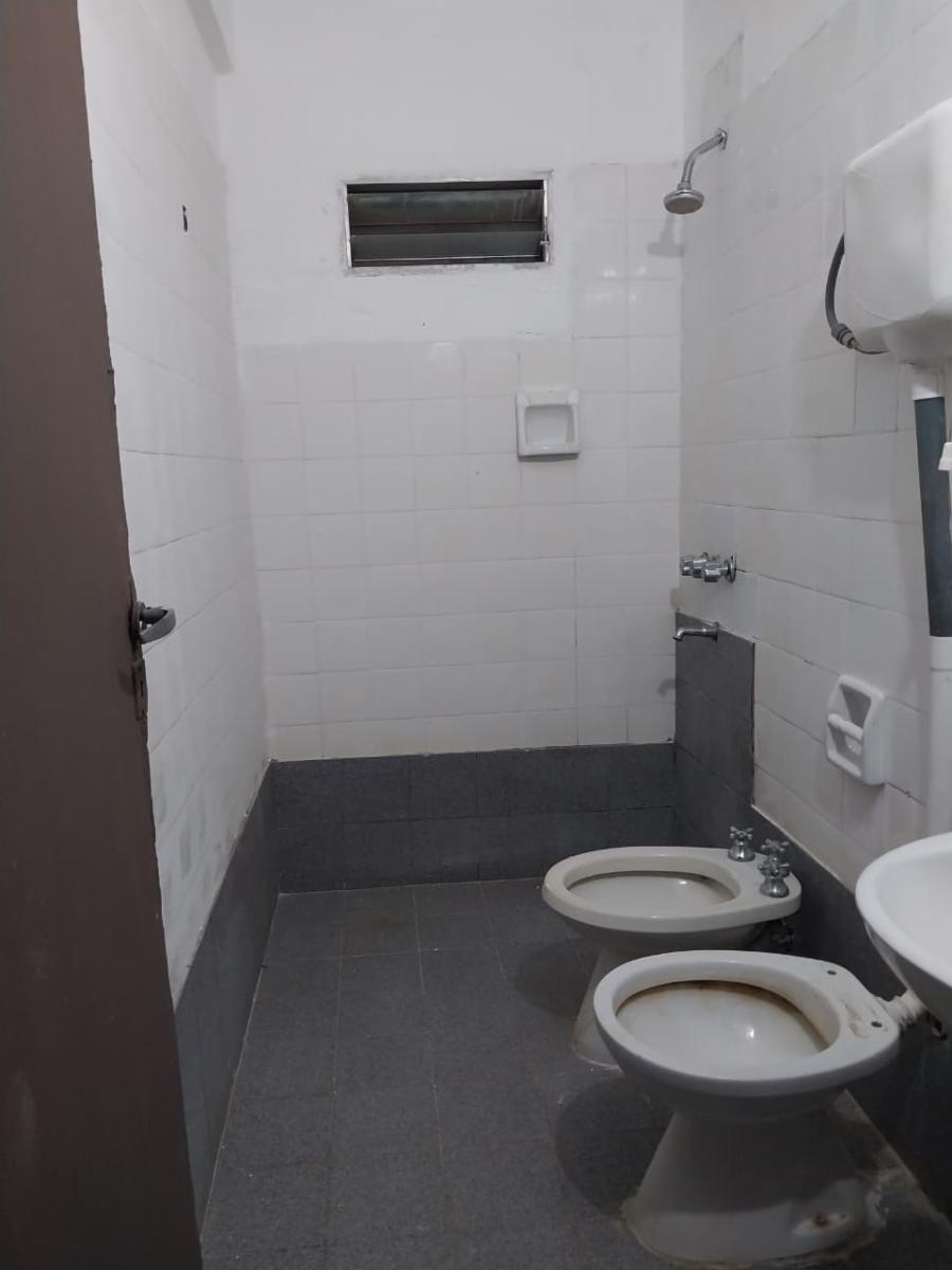GUIDEK STASIUK PROPIEDADES ALQUILA DEPARTAMENTO PLANTA BAJA EN BARRIO KRAUSSE - 1