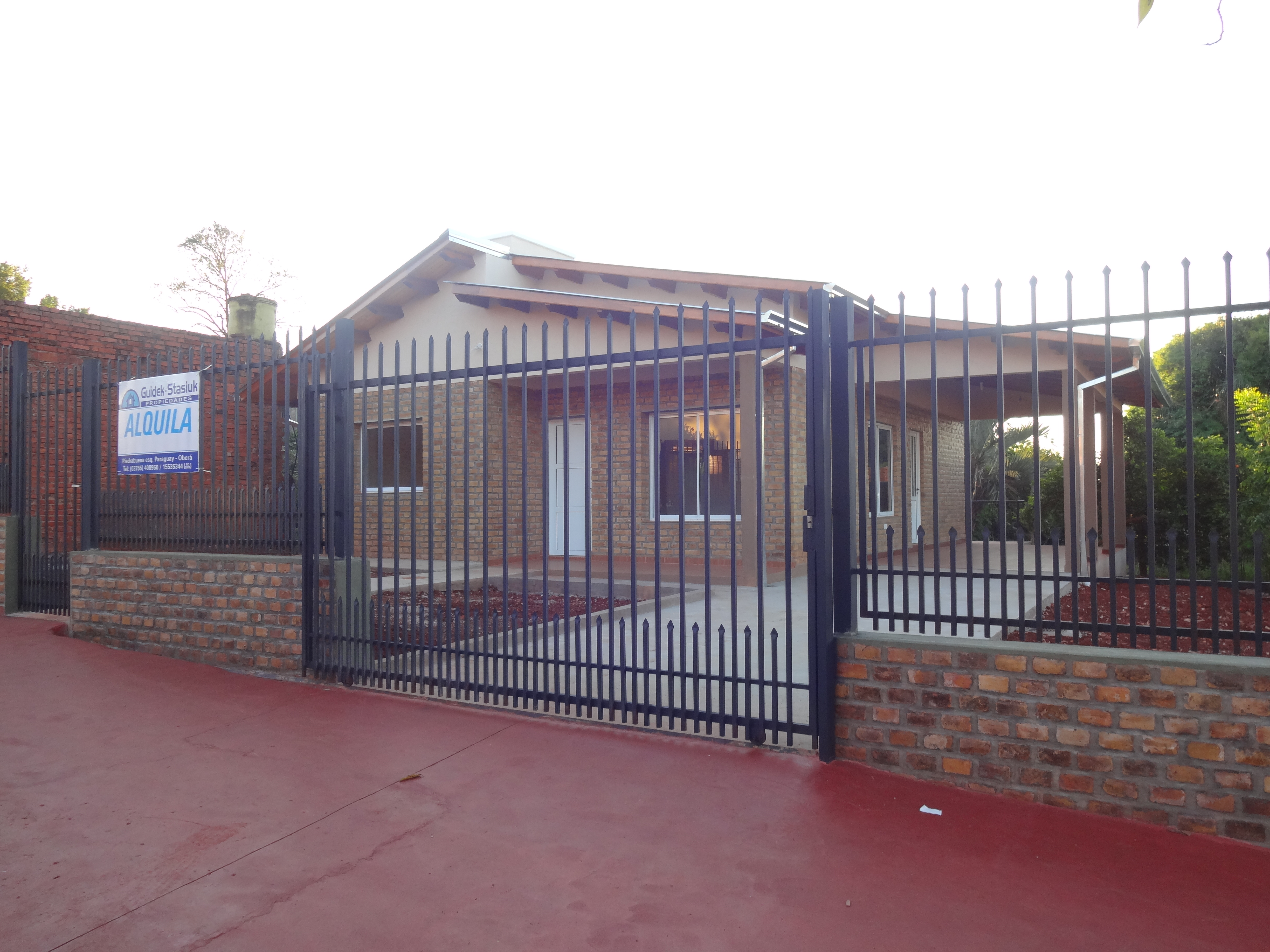 GUIDEK STASIUK PROPIEDADES ALQUILA CASA DE DOS DORMITORIOS - 2