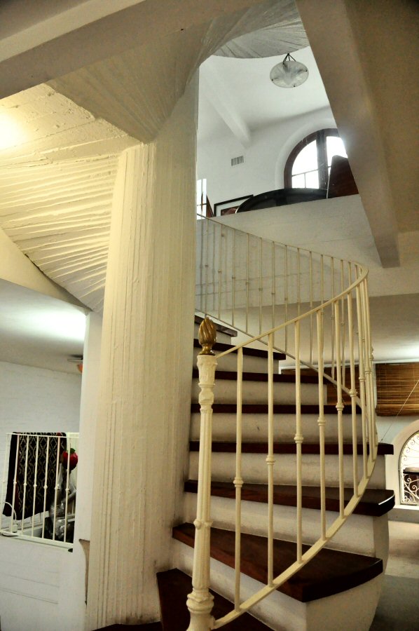 Tipo casa 3 ambientes en dúplex - Tres Sargentos 400 - Alquiler temporario - Retiro — foto 2