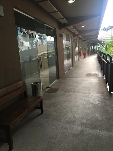 LOCAL COMERCIAL / OFICINA EN VENTA EN PASEO COMERCIAL VÍA PILAR — foto 2