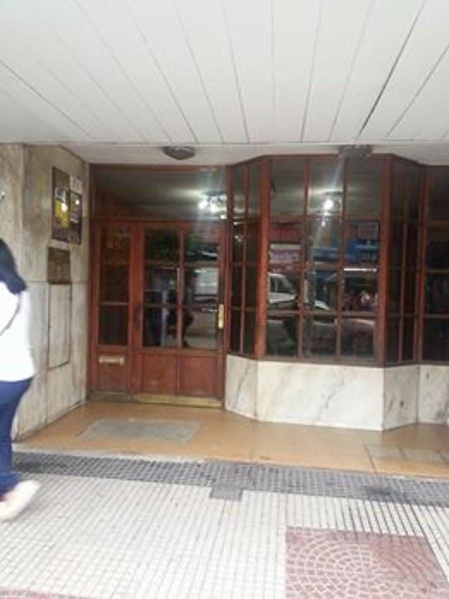 VENTA DE OFICINA AMOBLADA EN EDIFICIO RODRIGUEZ Y FLORES. SAN MIGUEL - 13