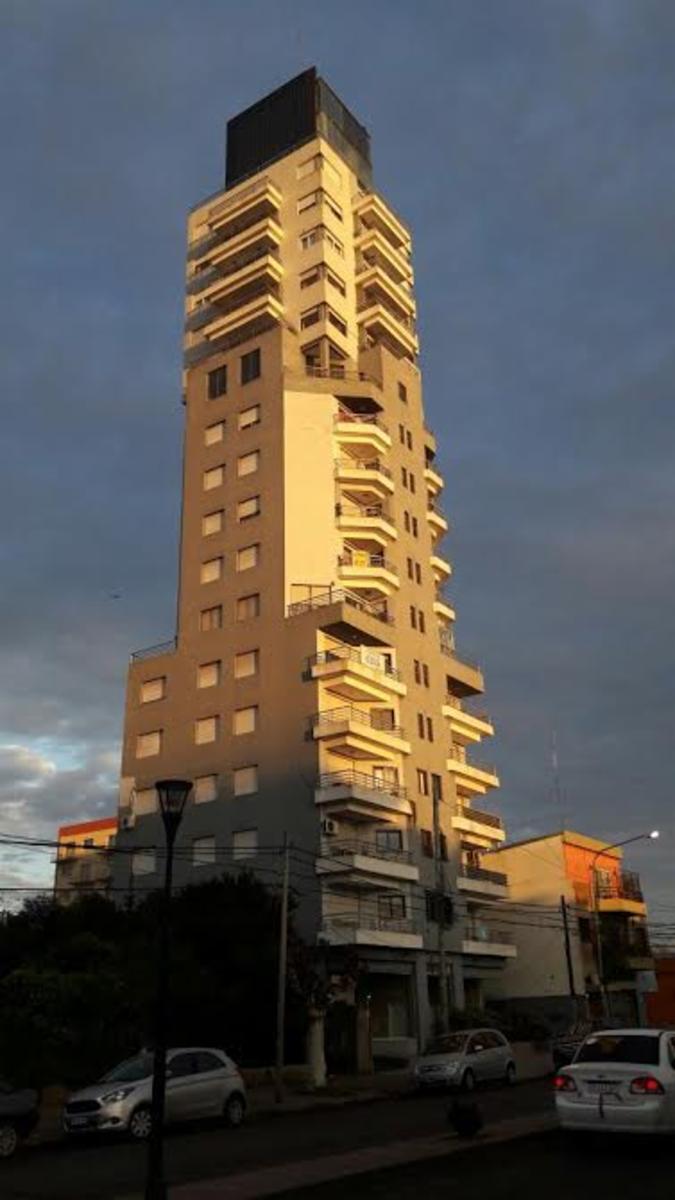 TORRE PLEN AIR. EXCELENTE PISO EN VENTA CON DETALLES DE CATEGORIA. SAN MIGUEL