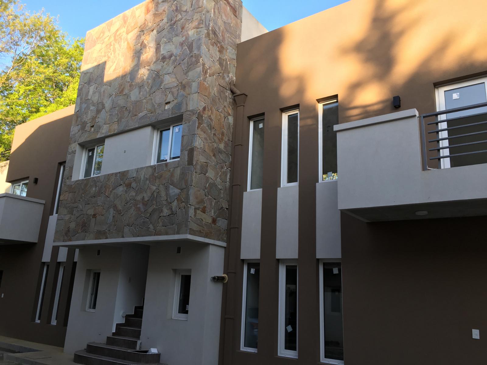 VENTA DEPARTAMENTO A ESTRENAR 3 AMBIENTES EN PLANTA ALTA DE CATEGORIA. SAN MIGUEL — foto 2