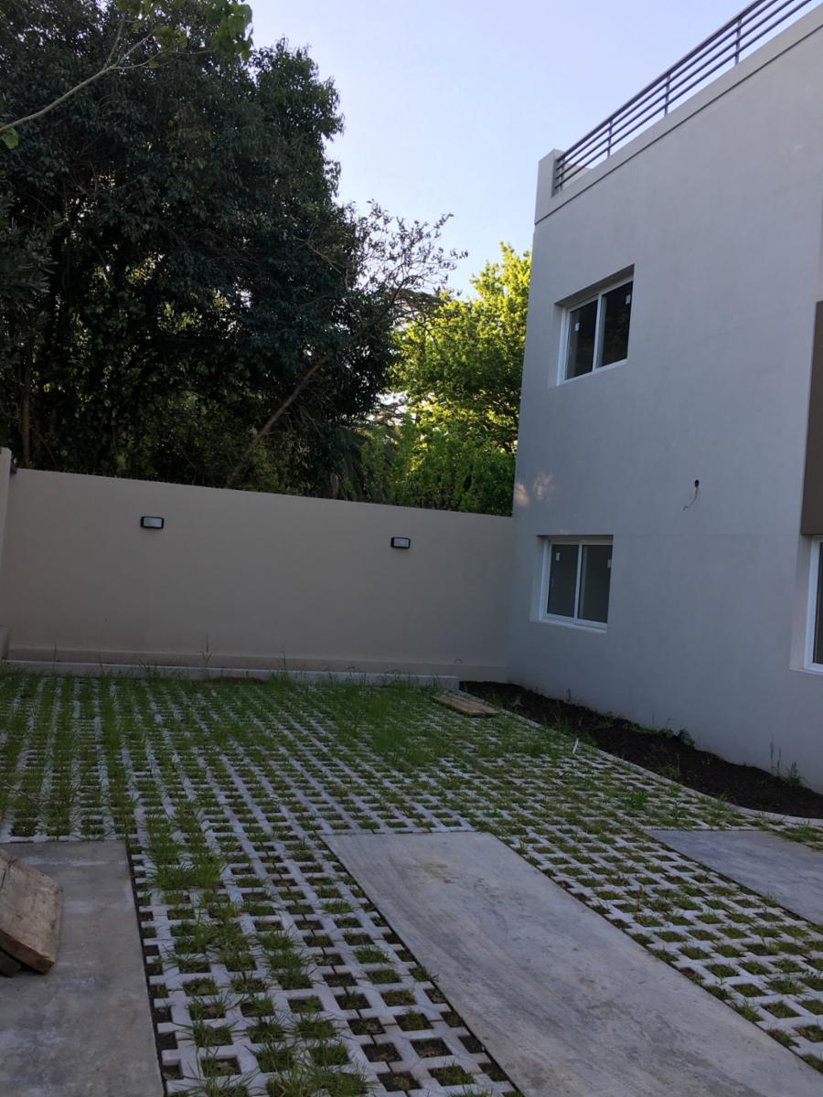 VENTA DEPARTAMENTO A ESTRENAR 3 AMBIENTES EN PLANTA ALTA DE CATEGORIA. SAN MIGUEL — foto 3