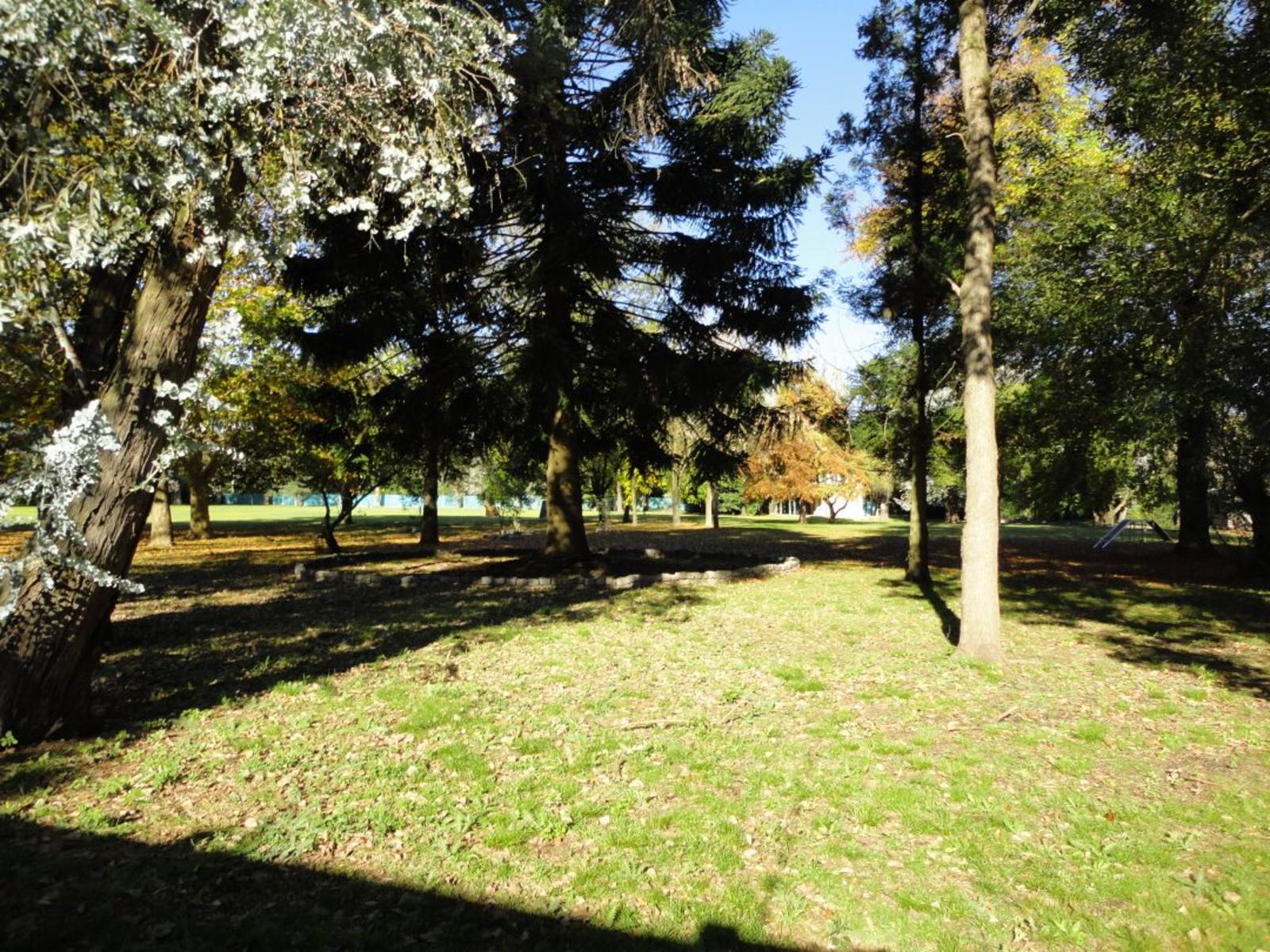 EXCELENTE QUINTA EN EL BARRIO DE YEI PORA DE 25.000 m TORTUGUITAS - 20