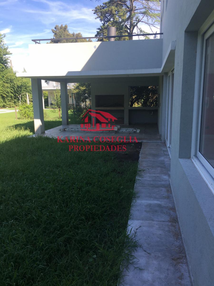 CASA EN VENTA A ESTRENAR . COUNTRY CLUB LA PEREGRINA .PILAR — foto 4
