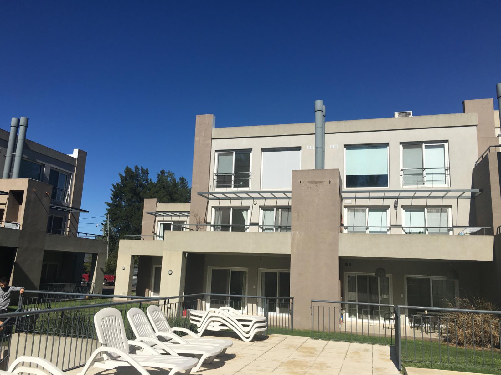 EXCELENTE 2 AMBIENTES EN VENTA. CONDOMINIO HARMONY. PILAR — foto 4