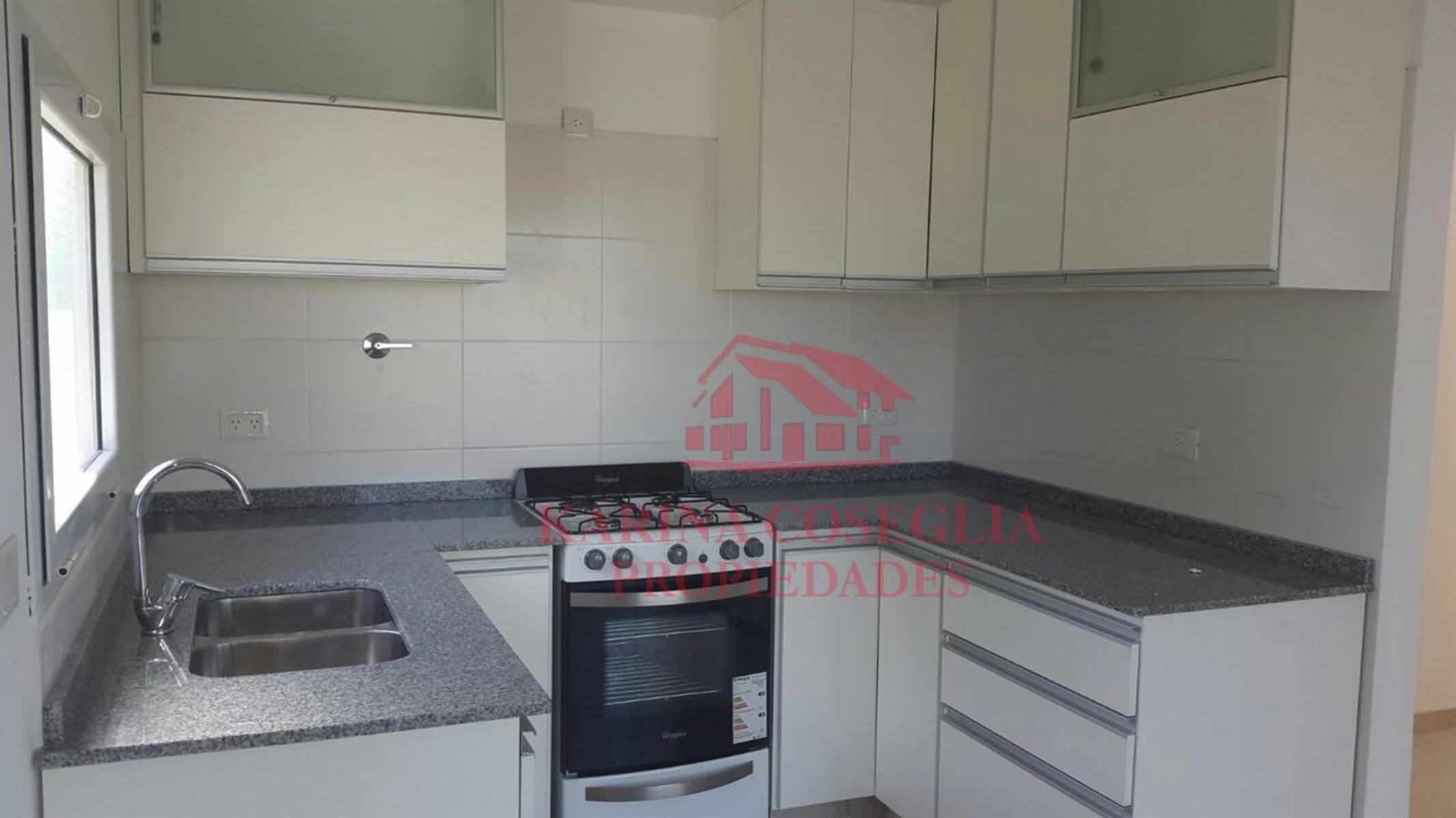 CASA 4 AMBIENTES EN VENTA .B SANTA GUADALUPE I.PILAR DEL ESTE — foto 14