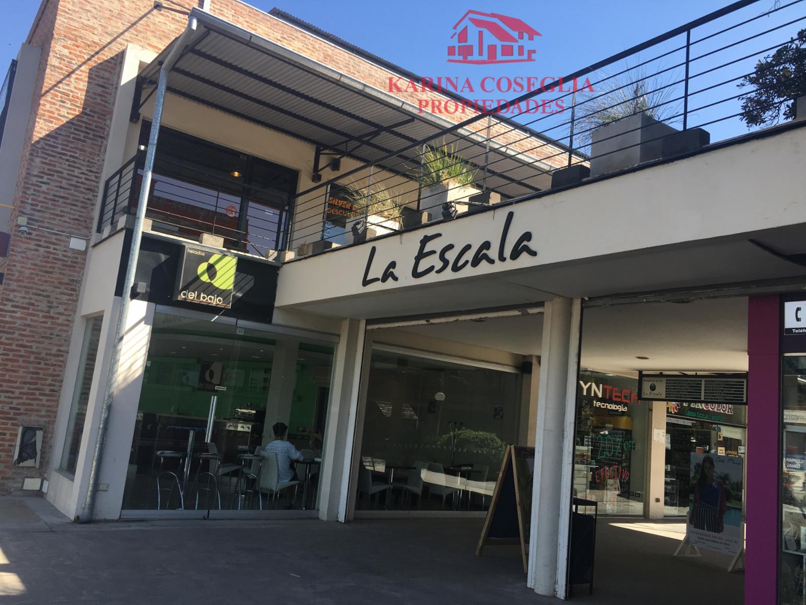 2 LOCALES EN VENTA . GALERIA LA ESCALA. PILAR — foto 2