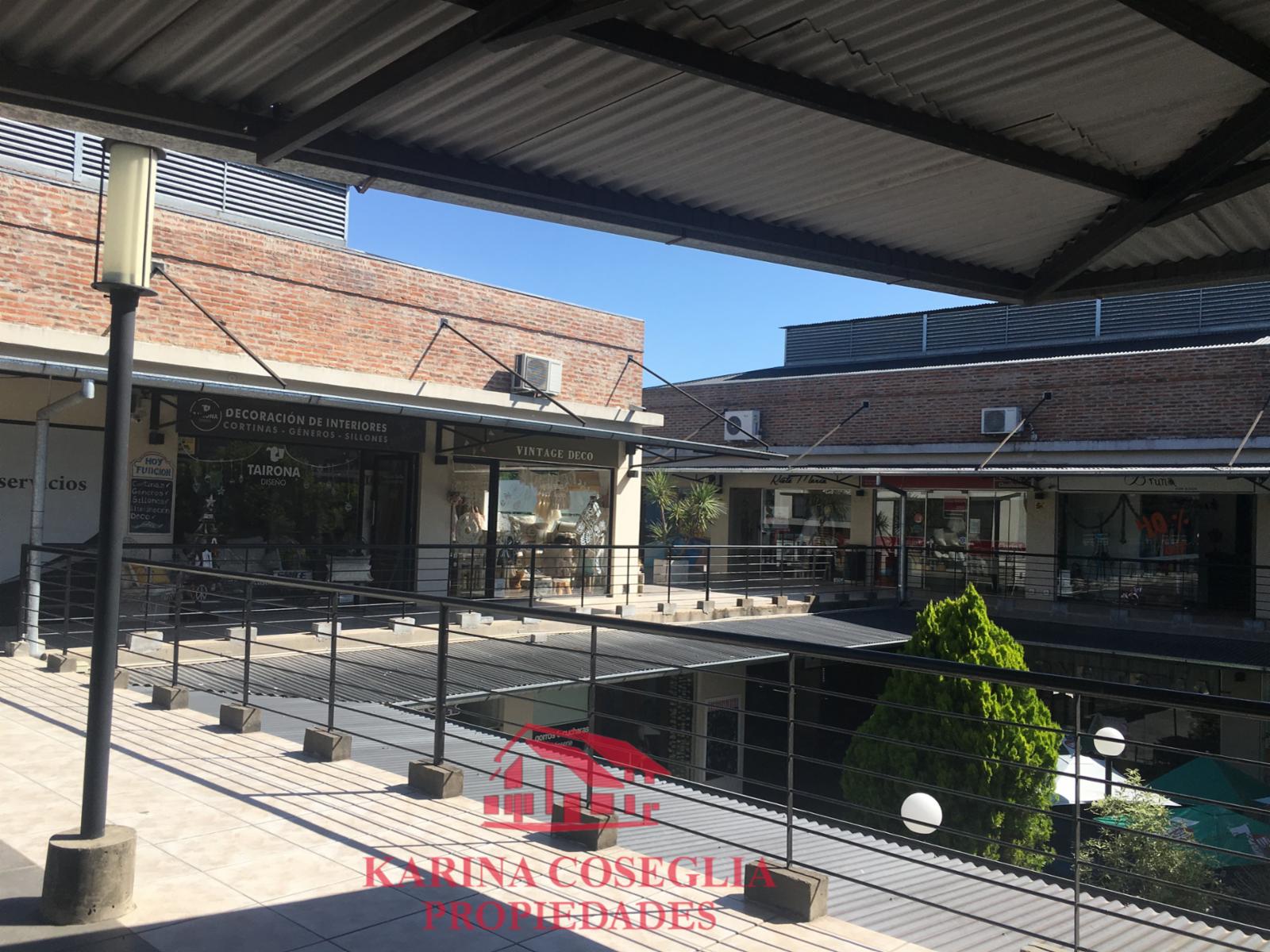 2 LOCALES EN VENTA . GALERIA LA ESCALA. PILAR — foto 3