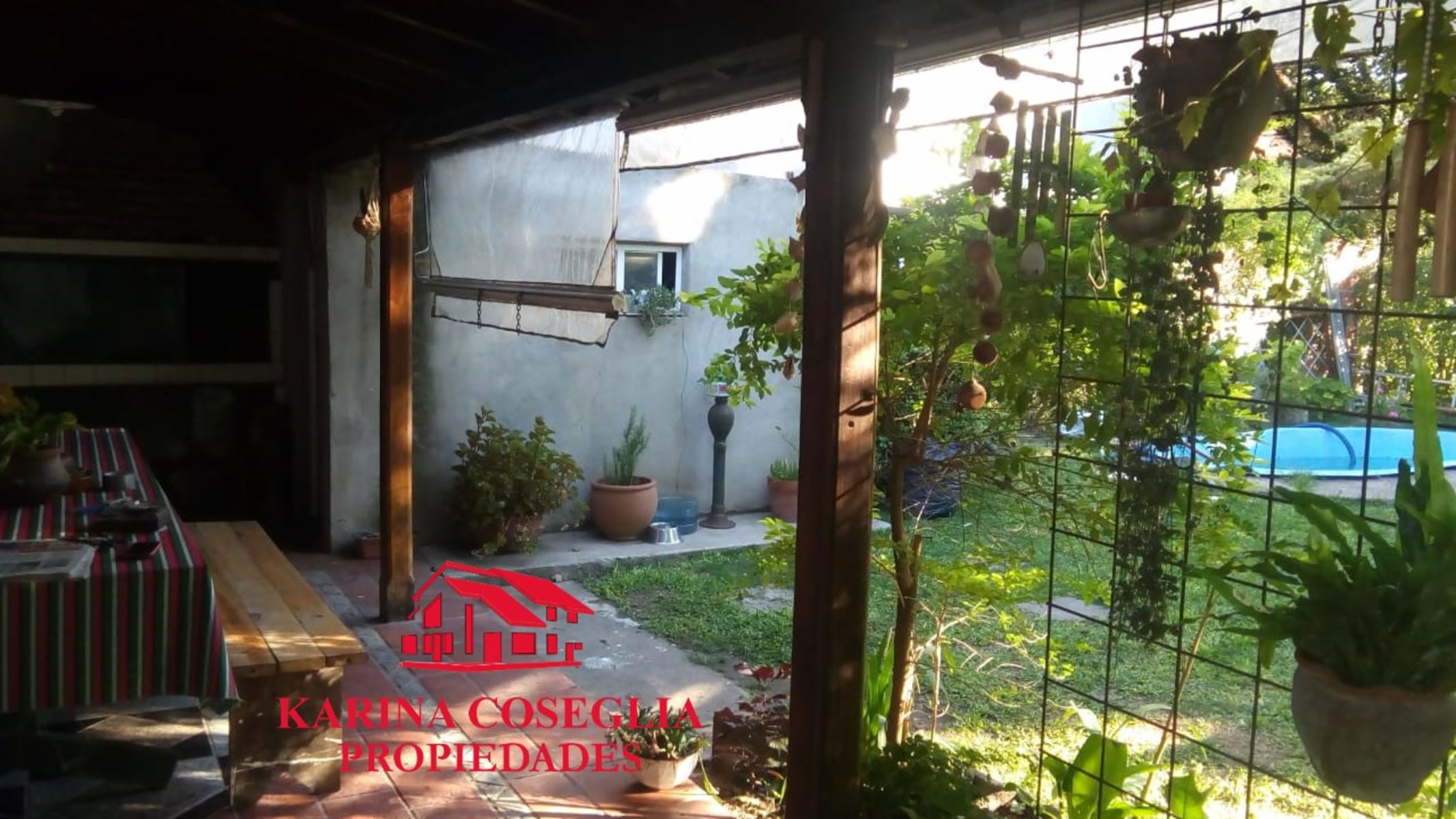 CASA EN VENTA EN DE VICENZO GRANDE, PILAR