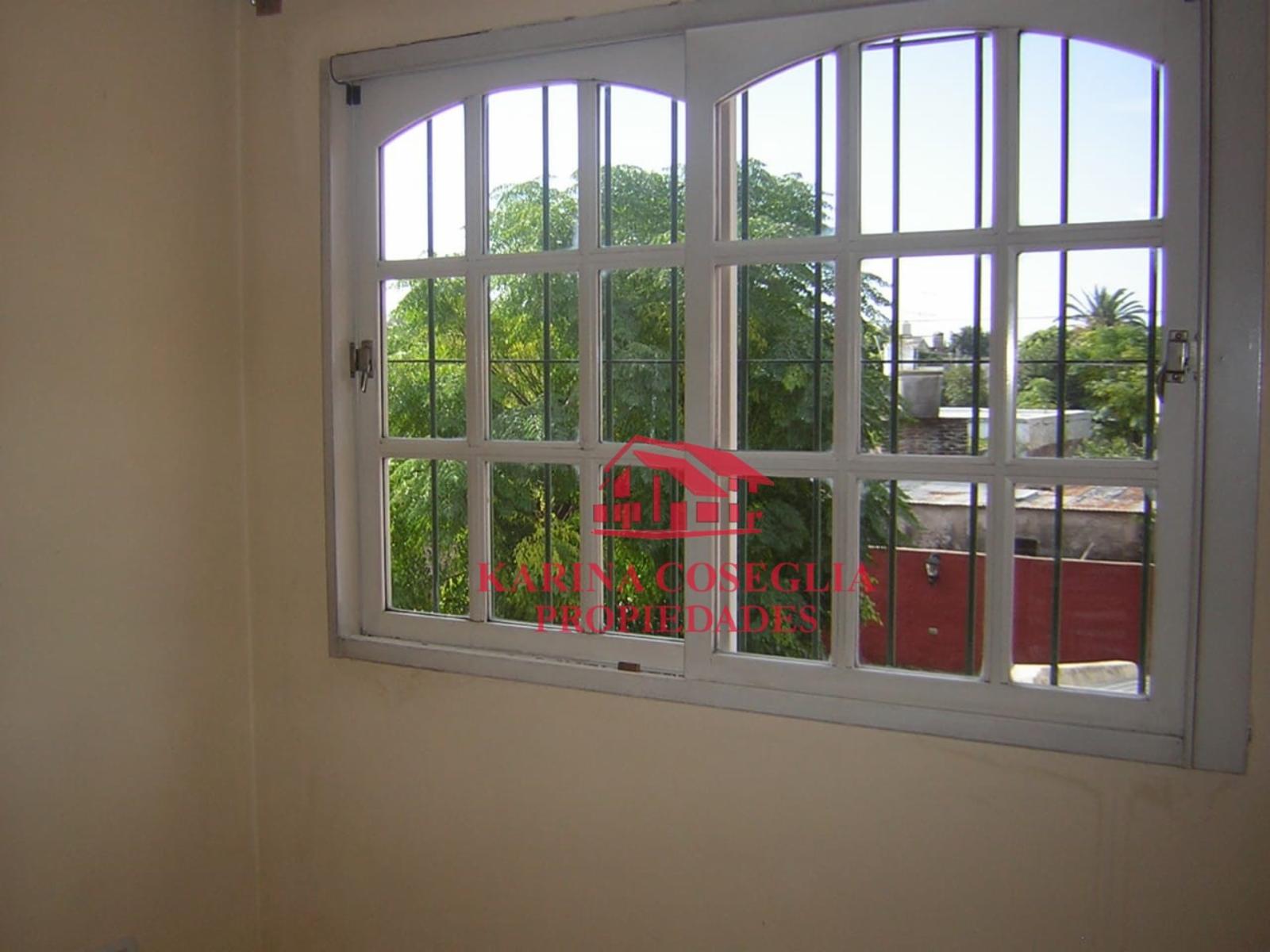 Casa 4 ambientes en venta .Jose C Paz — foto 4