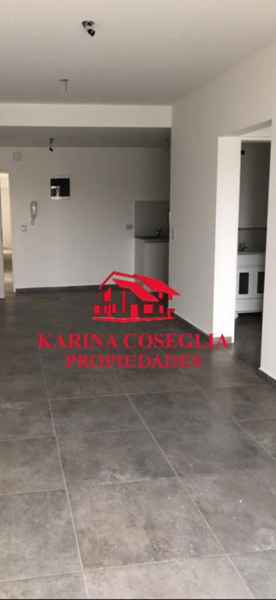 2 AMBIENTES CON COCHERA EN VENTA, ESCOBAR — foto 6