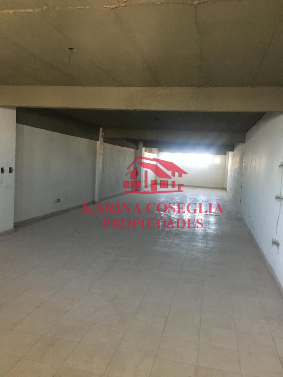 LOCAL EN VENTA SOBRE 197 .JOSE C PAZ - 12