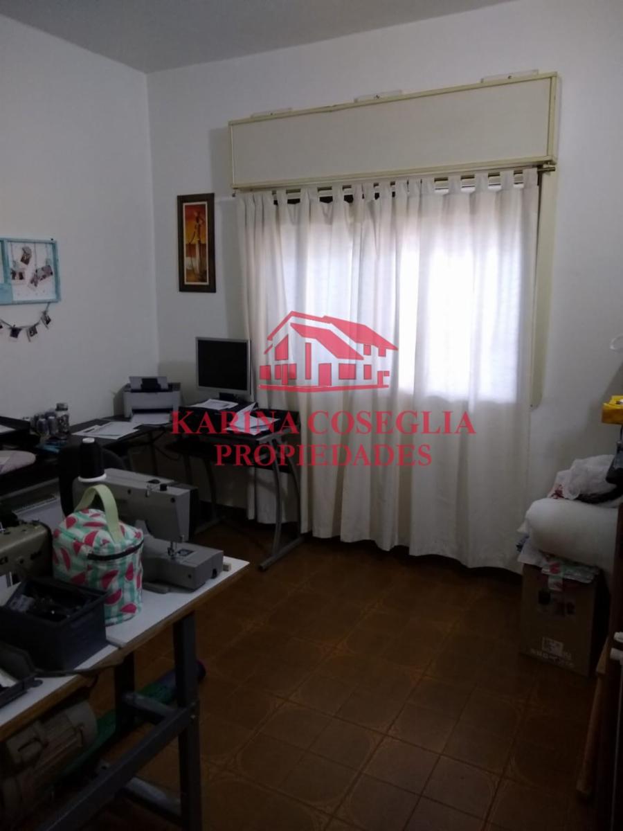 CASA EN VENTA CON UN LOCAL . SAN MIGUEL — foto 4