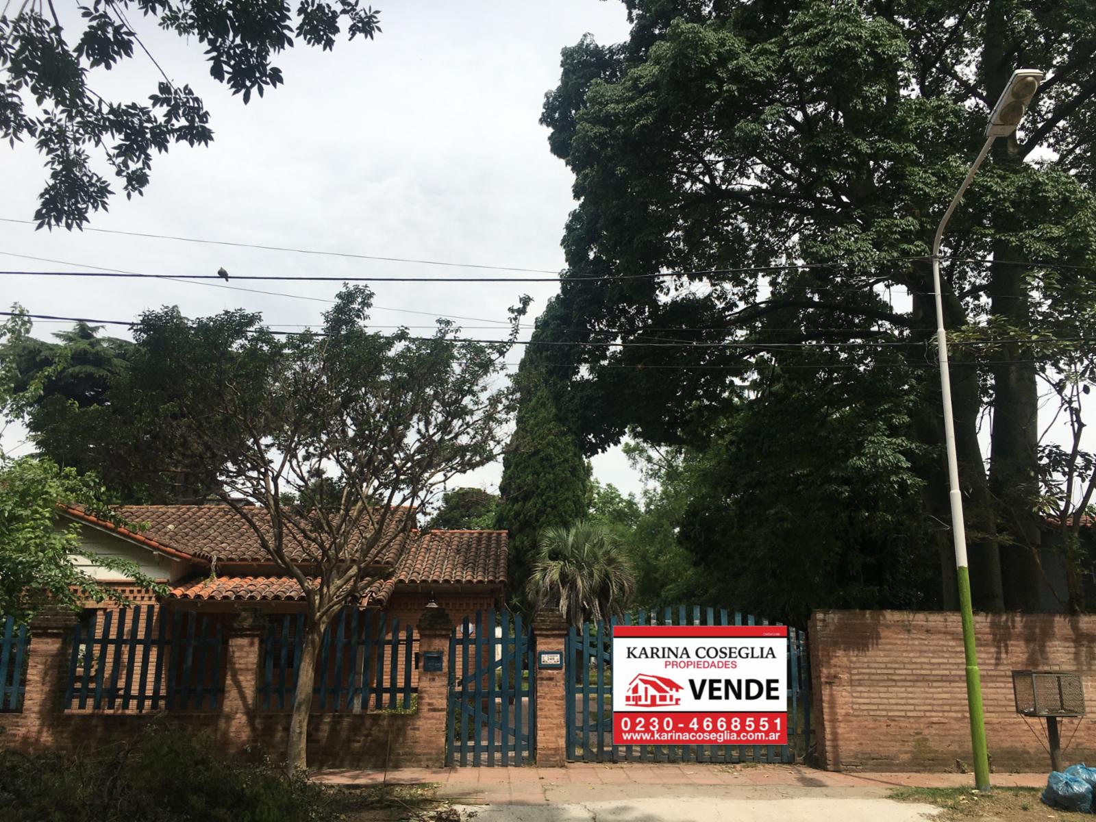 CASA EN VENTA DE 5 AMBIENTES . LOS POLVORINES