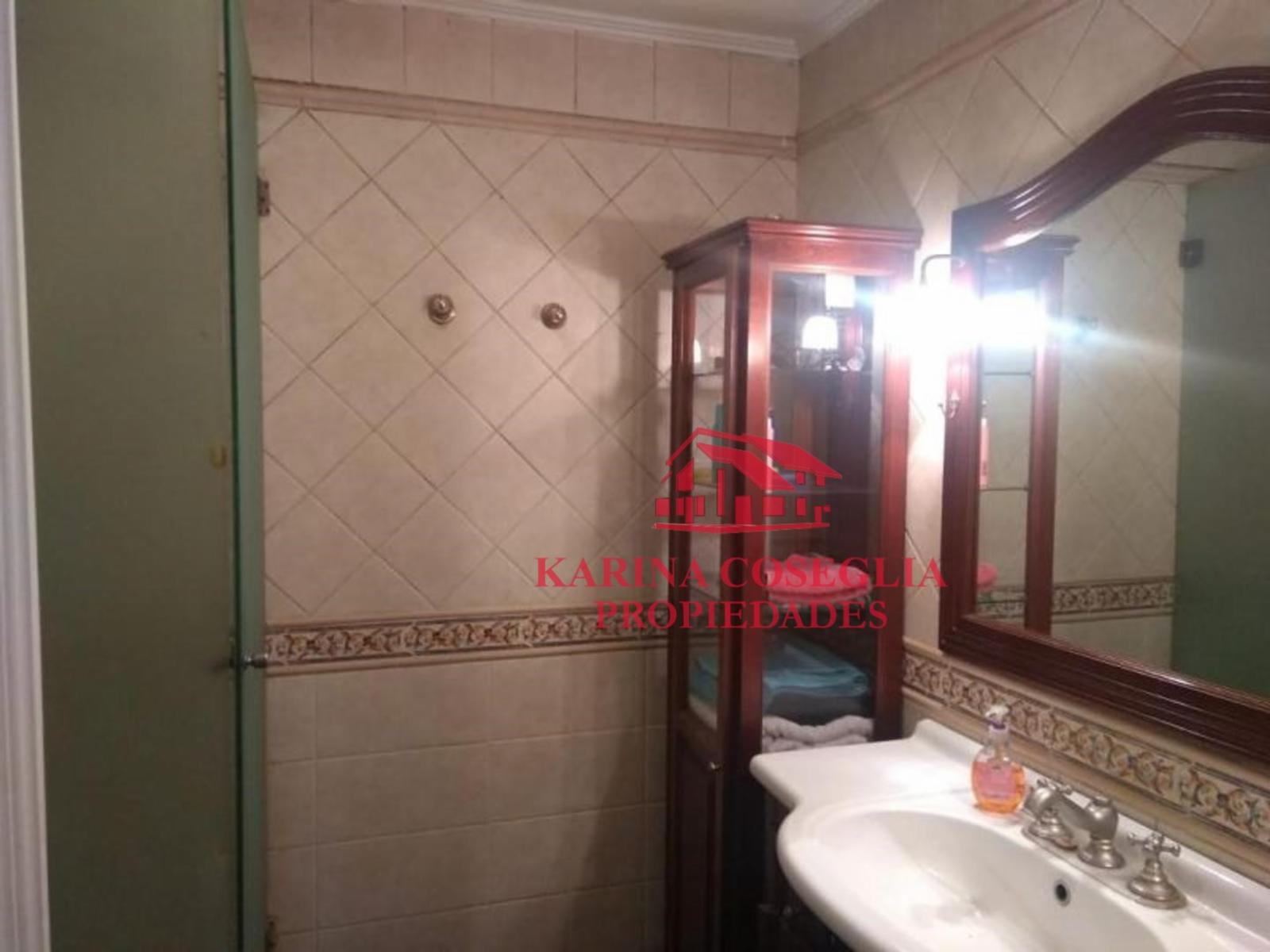 CASA EN VENTA DE 5 AMBIENTES . LOS POLVORINES — foto 3