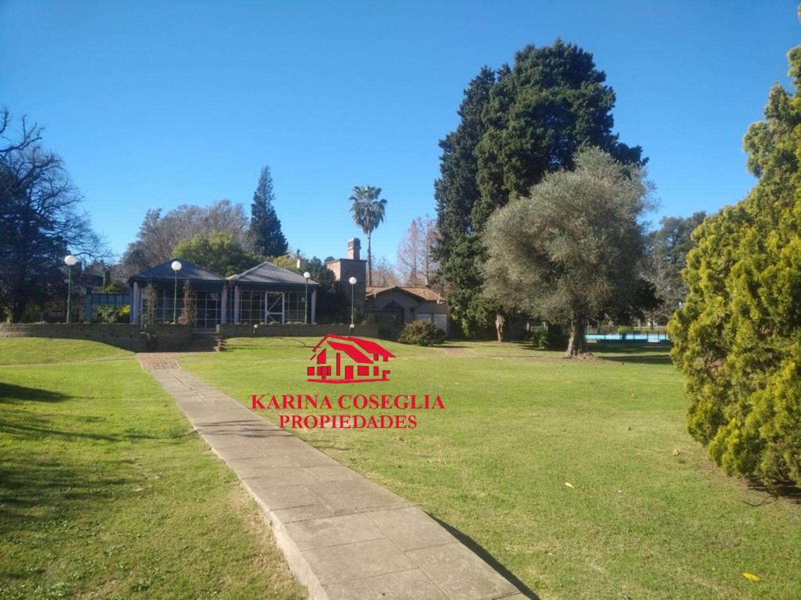 Casa en Venta en Country Champagnat — foto 2