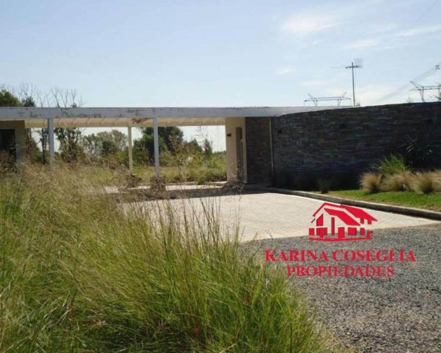 LOTE CENTRAL EN VENTA EN MEDAL COUNTRY CLUB, VISTA AL GOLF — foto 2