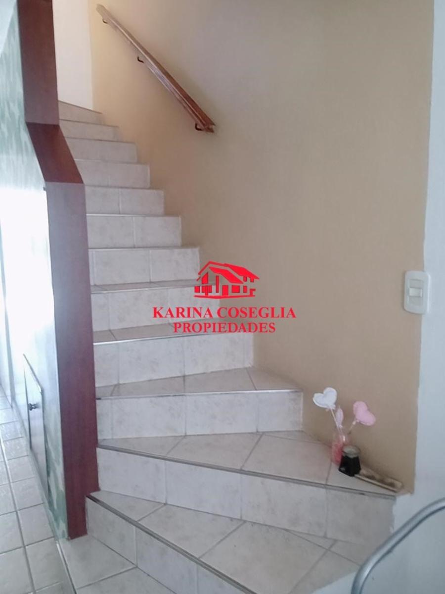 TRIPLEX EN VENTA CON PATIO Y COCHERA . SAN MIGUEL — foto 4