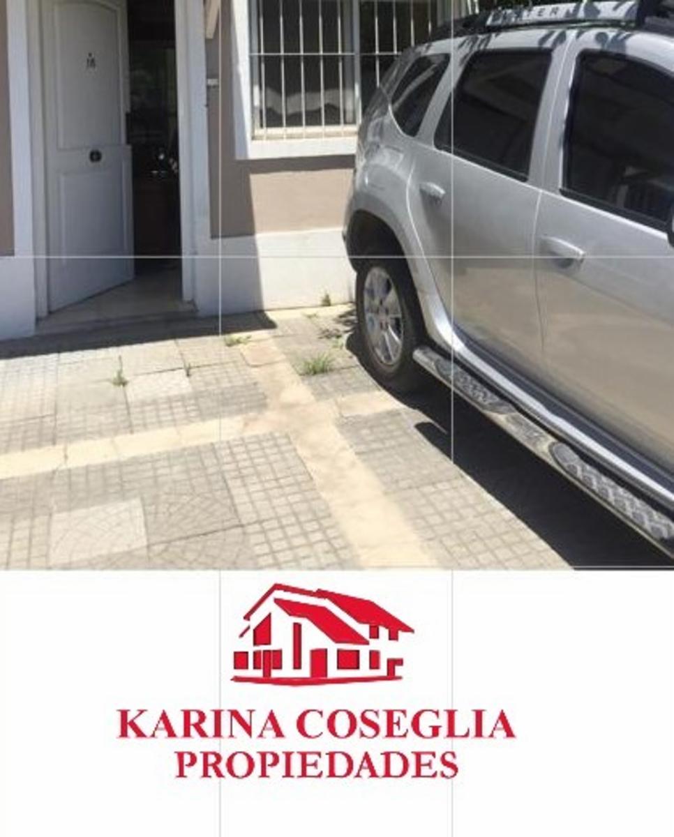 DUPLEX EN VENTA . GREEN PARK. PILAR