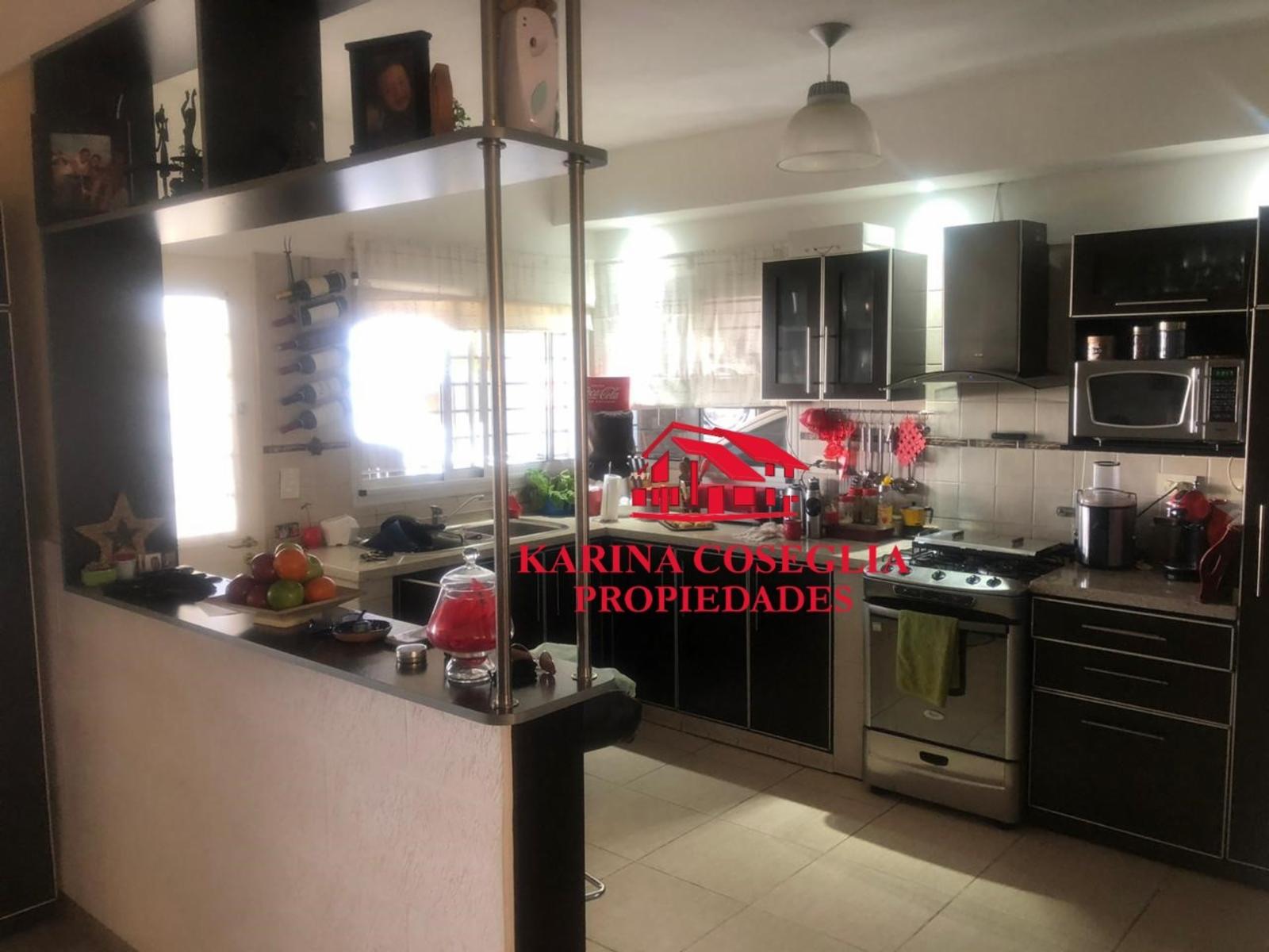 CASA EN VENTA EN DE VICENZO GRANDE — foto 4