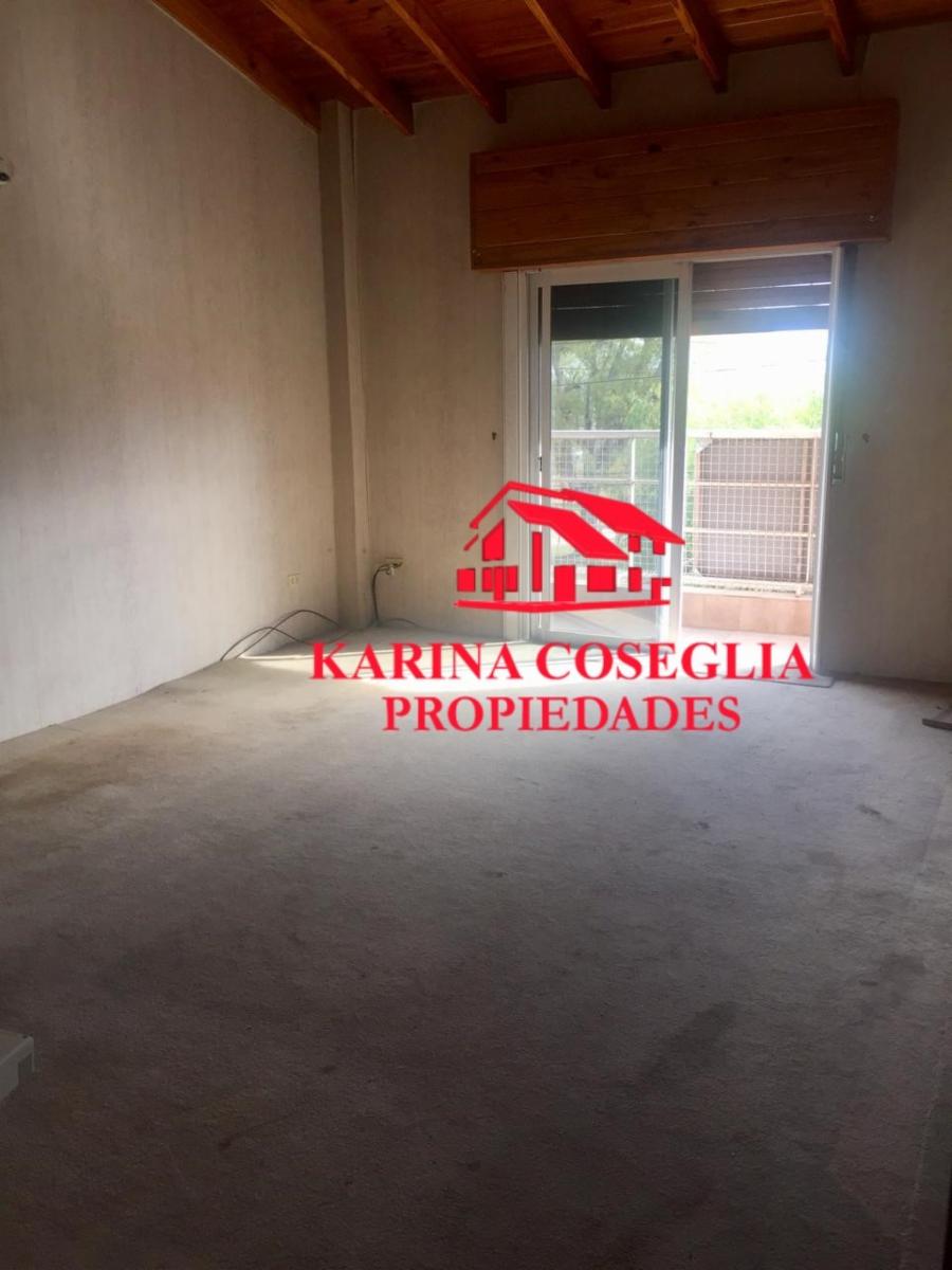 VENTA -Galpón + Vivienda + Lote. PILAR - 26