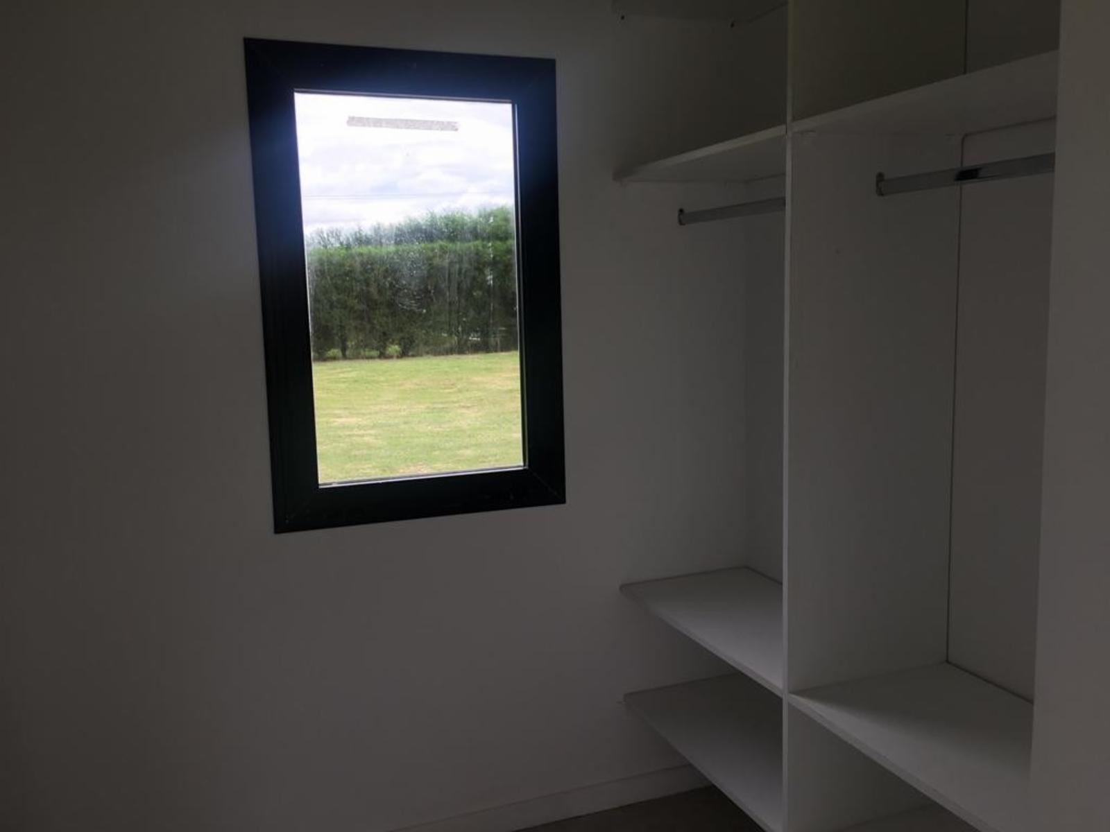 CASA CON PILETA , EN VENTA , B° SANTA ISABEL , MASCHWITZ — foto 15