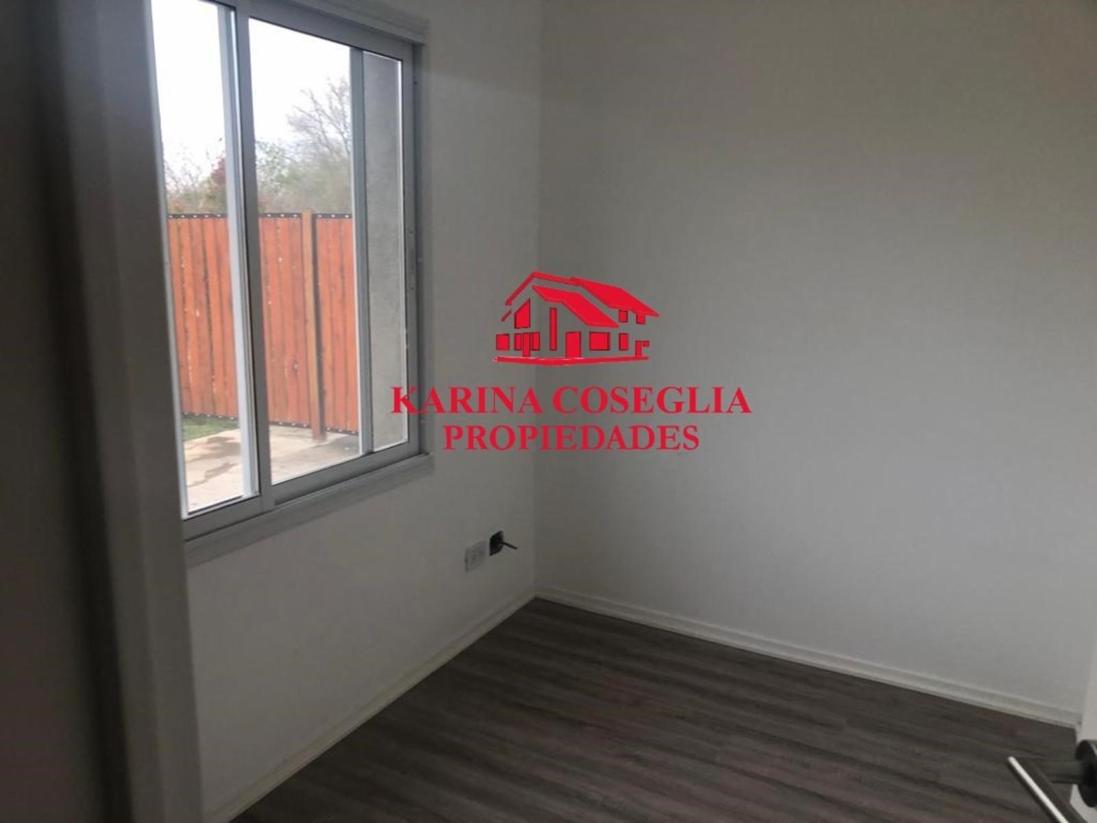 CASA CON PILETA , EN UNA PLANTA , BARRIO PRIVADO BARBARITA - 12