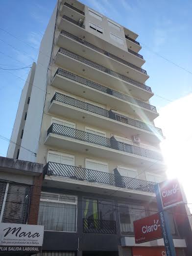 VENTA DEPARTAMENTO 4 AMBIENTES CON COCHERA, PILAR CENTRO — foto 2