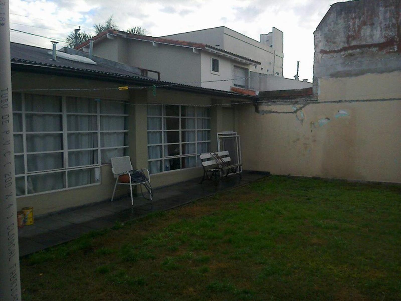 CHALET 3 AMB. EN MORÓN SUR — foto 9