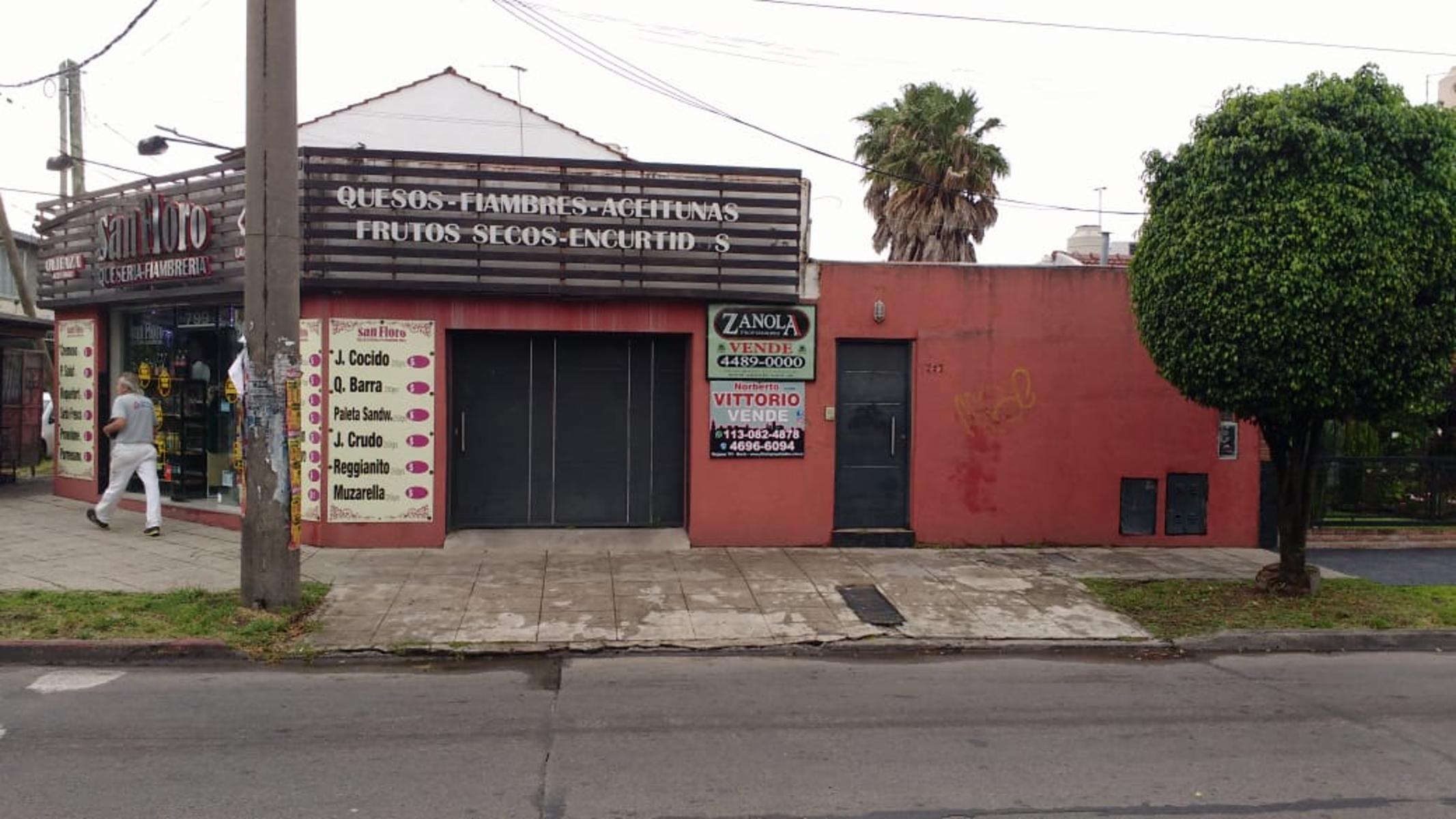 IMPORTANTE ESQUINA COMERCIAL Y CASA AMERICANA 3 AMBIENTES