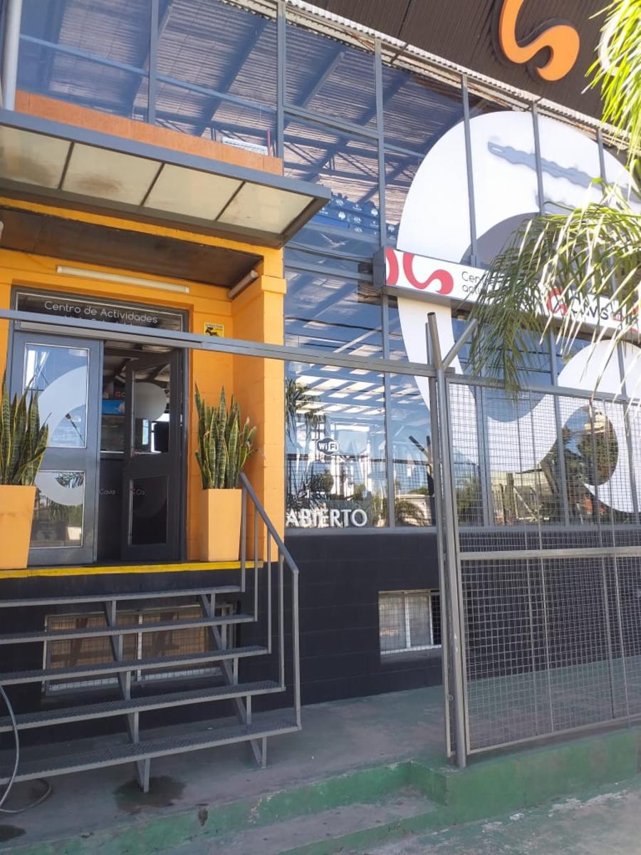EXCELENTE PROPIEDAD EN VENTA CON FONDO DE COMERCIO DESTINO GIMNASIO EN CASTELAR