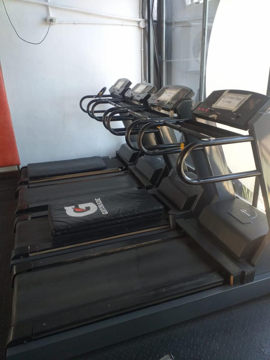 EXCELENTE PROPIEDAD EN VENTA CON FONDO DE COMERCIO DESTINO GIMNASIO EN CASTELAR — foto 6