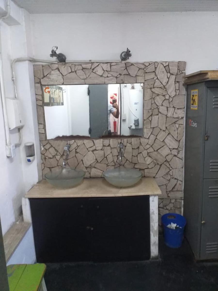 EXCELENTE PROPIEDAD EN VENTA CON FONDO DE COMERCIO DESTINO GIMNASIO EN CASTELAR — foto 9
