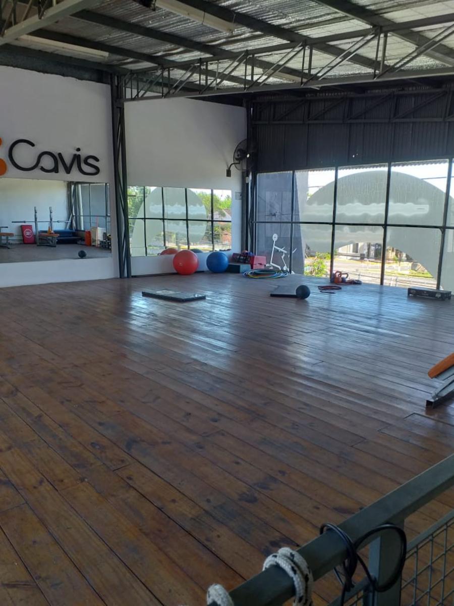 EXCELENTE PROPIEDAD EN VENTA CON FONDO DE COMERCIO DESTINO GIMNASIO EN CASTELAR — foto 10