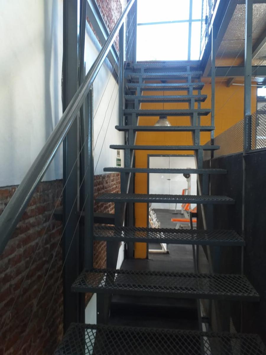 EXCELENTE PROPIEDAD EN VENTA CON FONDO DE COMERCIO DESTINO GIMNASIO EN CASTELAR — foto 11