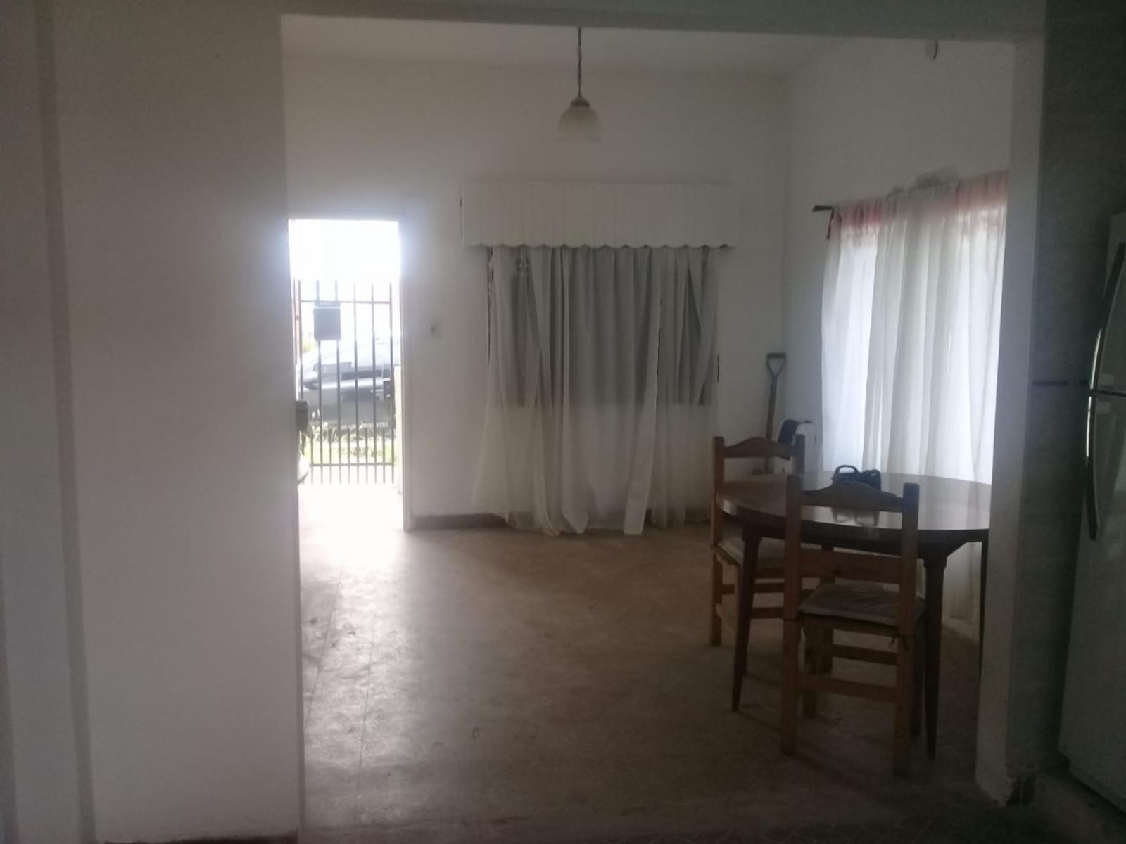 CASA AMERICANA 3 AMBIENTES MORON SUR — foto 2
