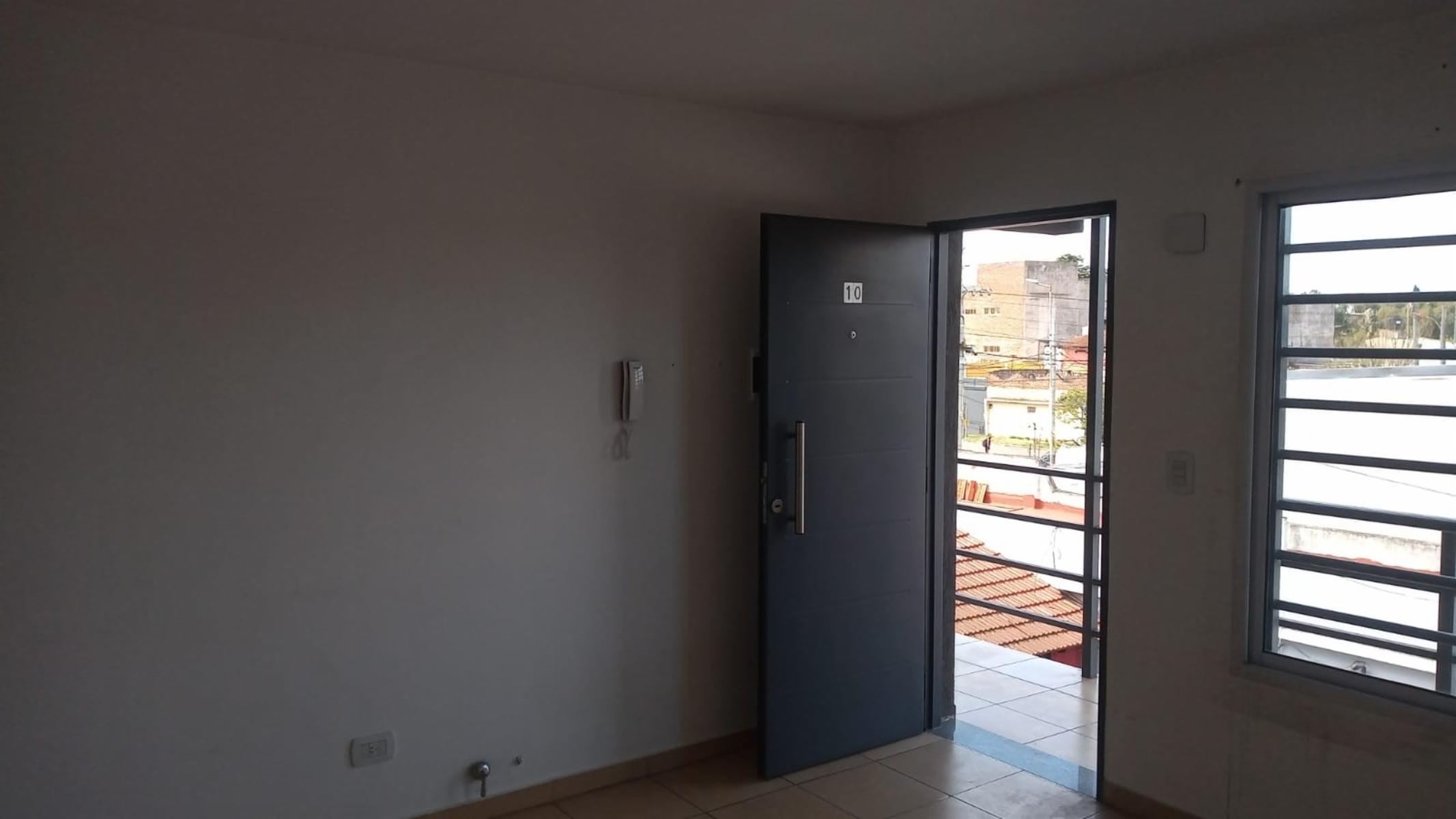 DEPARTAMENTO DE 2 AMBIENTES MORON — foto 12