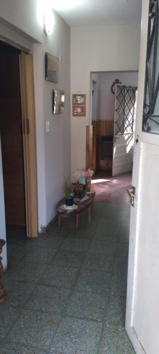 CASA AMERICANA DE 4 AMBIENTES // NUEVO VALOR