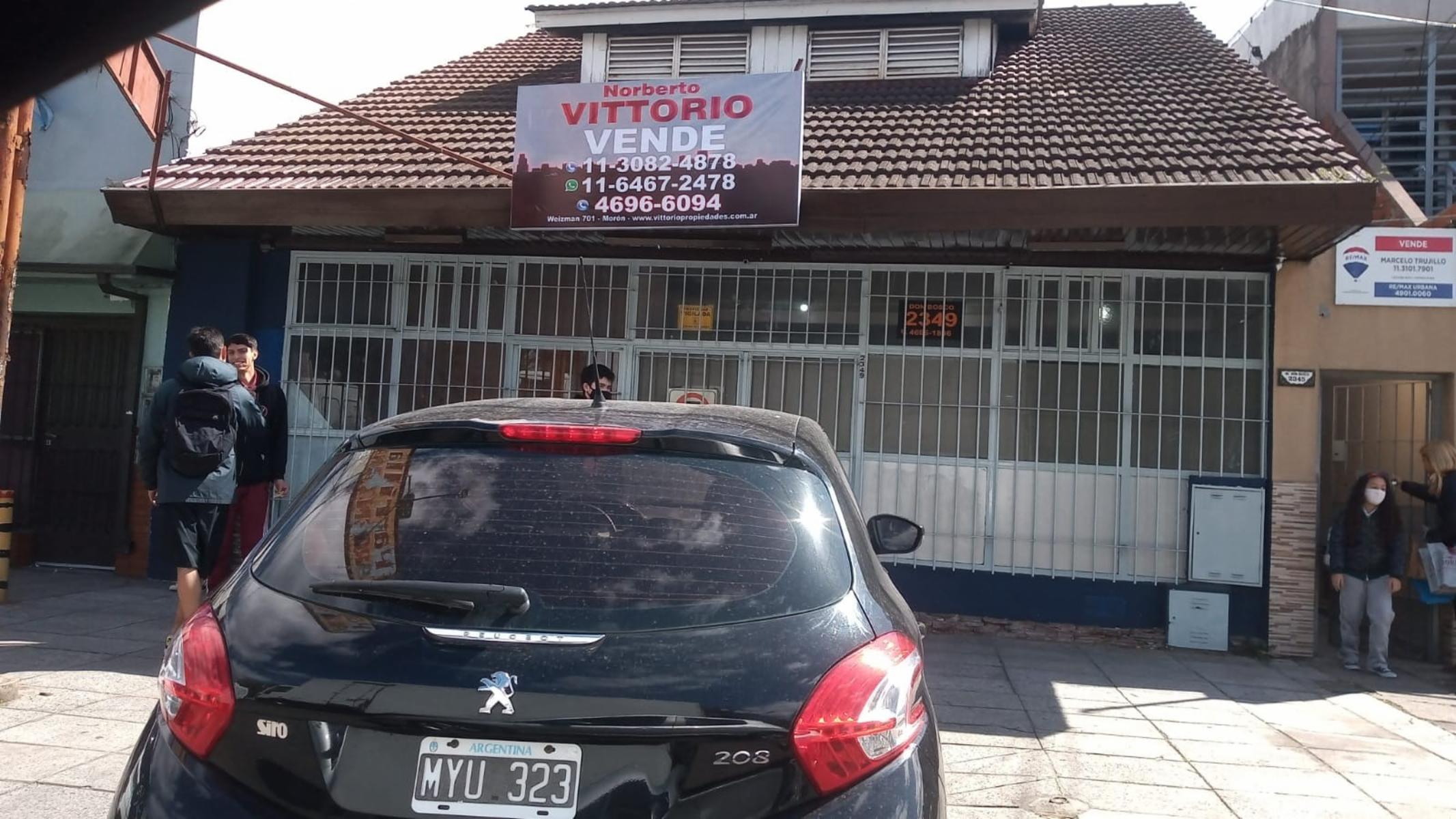 LOCAL , CON ALTILLO Y DEPARTAMENTO POR PASILLO DE 3 AMBIENTES — foto 2