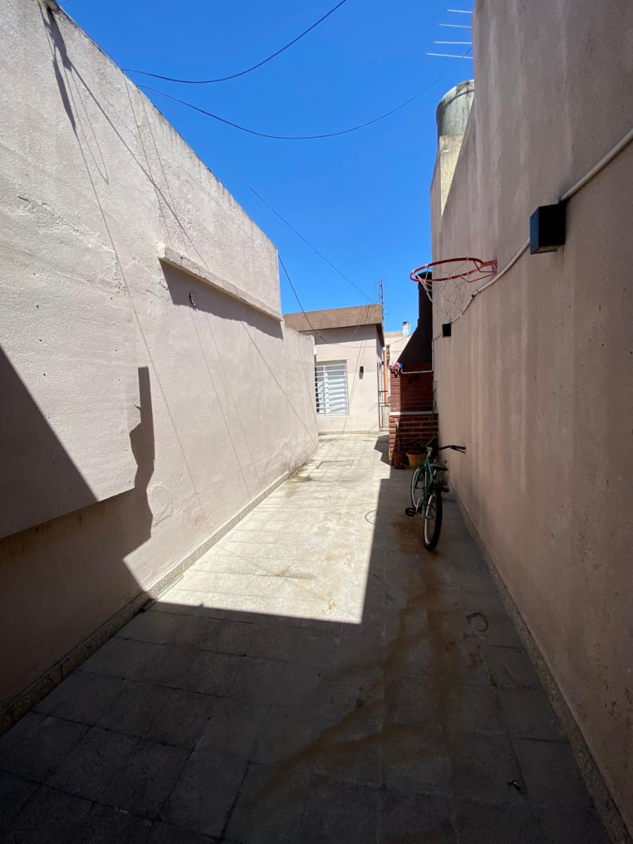 VENTA PH AL FONDO EN MORÓN — foto 3