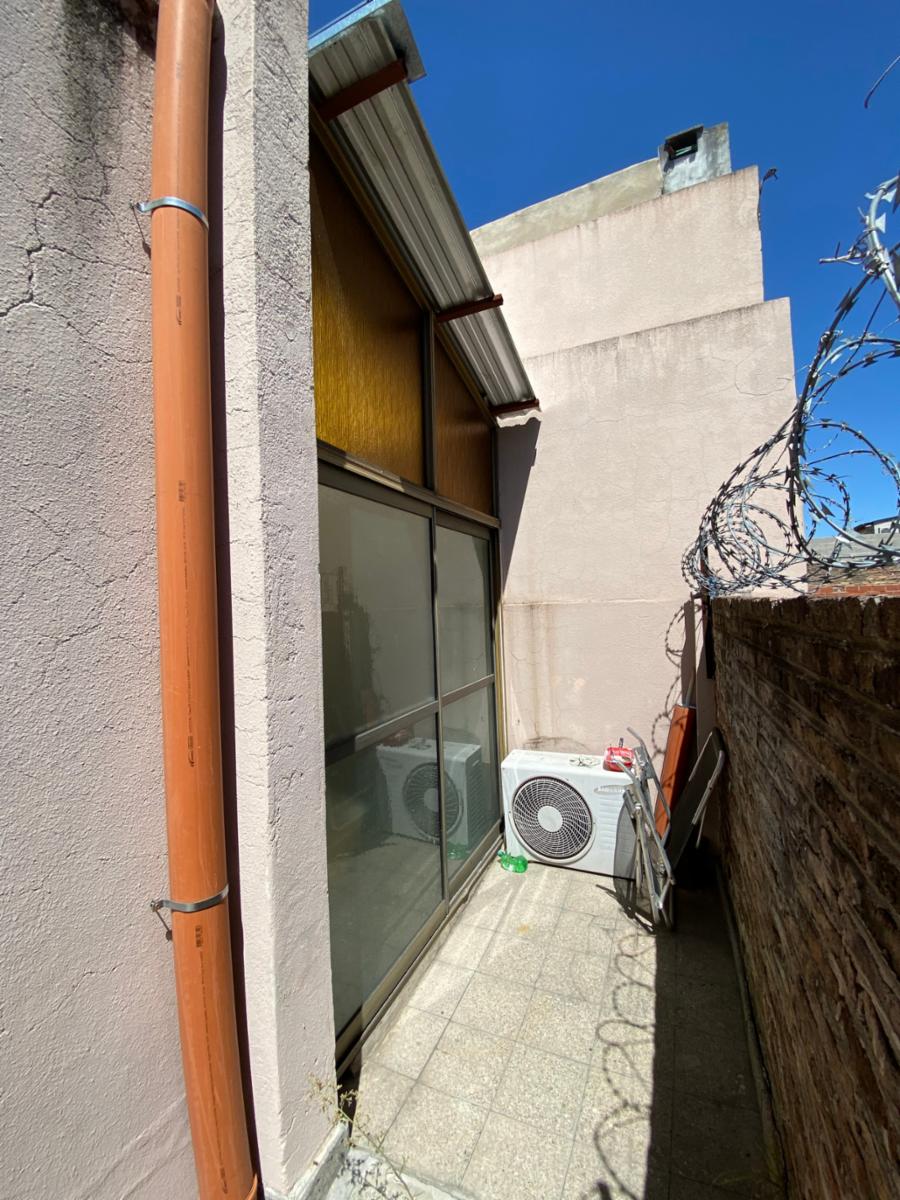 VENTA PH AL FONDO EN MORÓN — foto 4